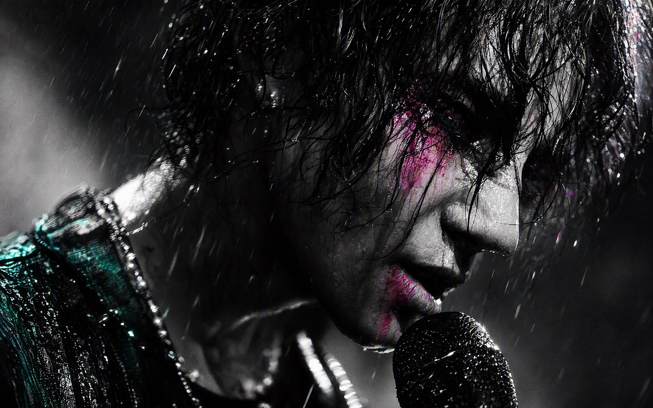 Close-up sound texture inspired by high contrast black white mv music